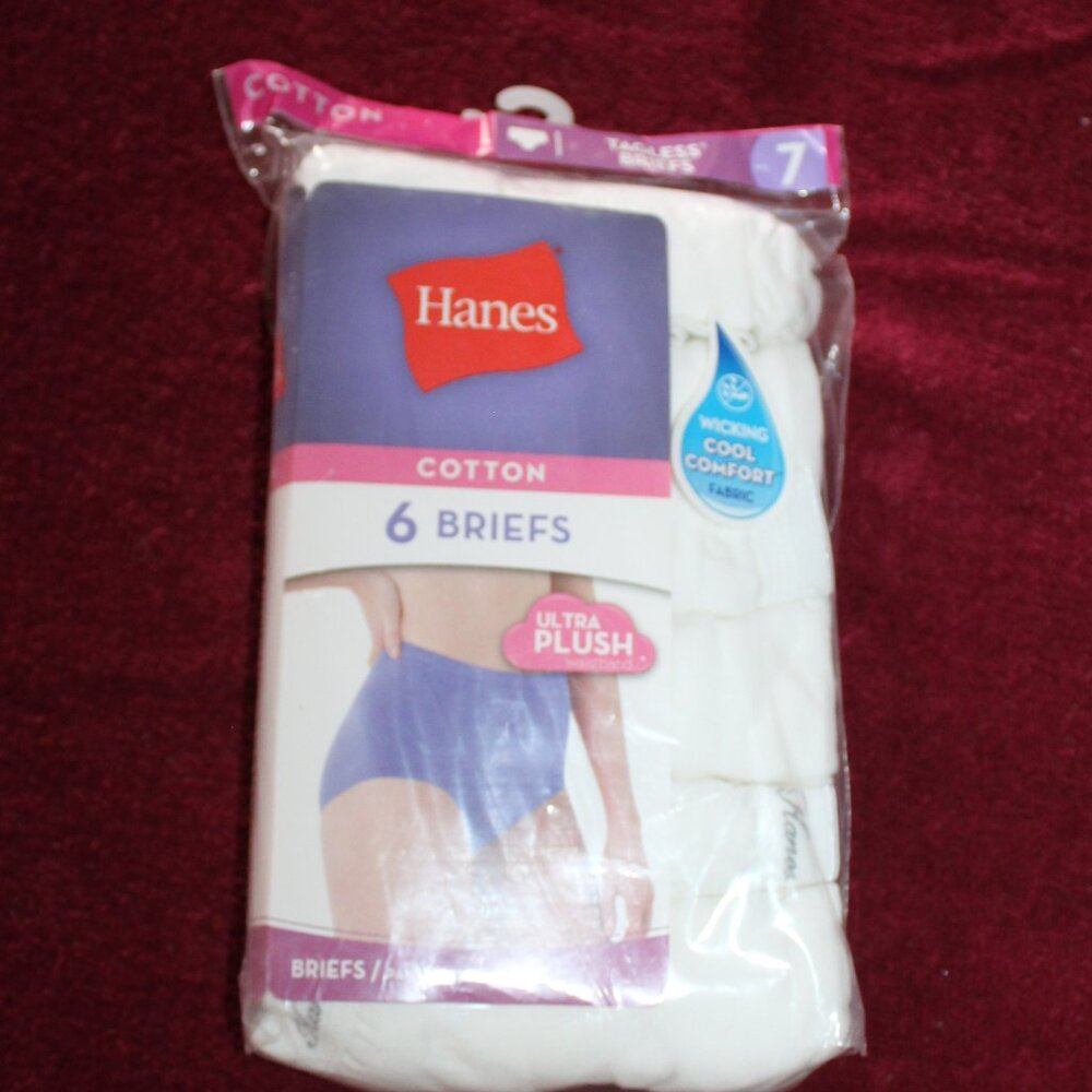 Hanes Cotton Tagless Briefs Size 7 - 6 Pair
